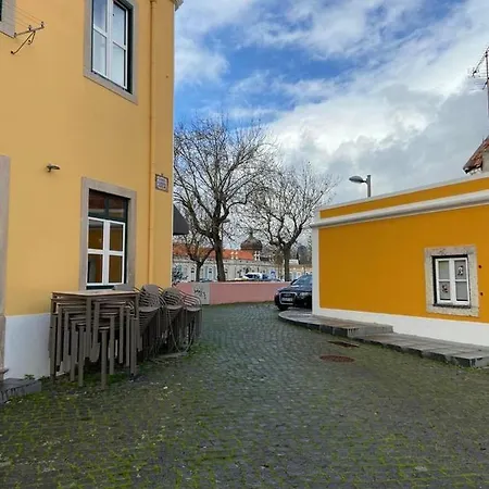 Casa Do Chinelo Azul * Queluz